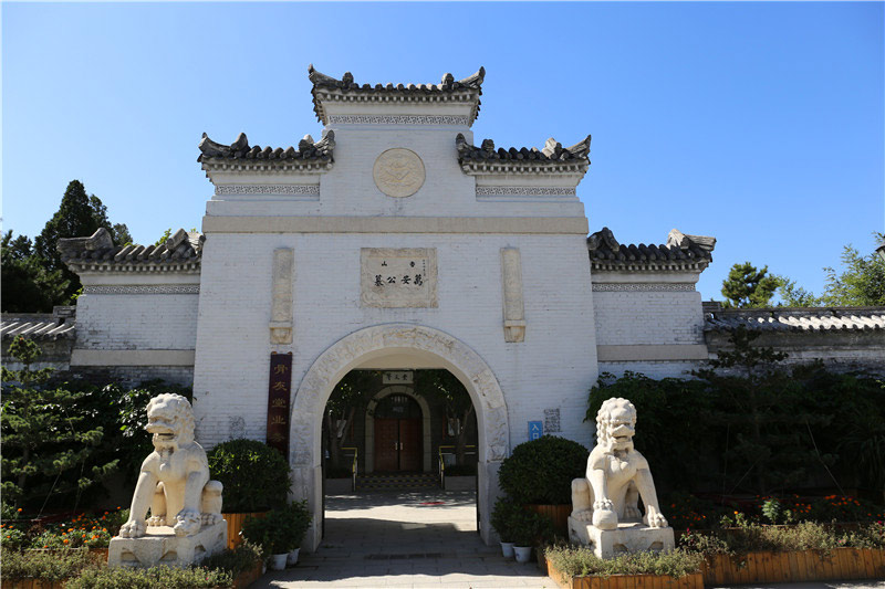 万安公墓入口 万安公墓入口